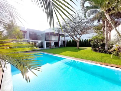 Venta de Casa en La Molina - Lima 5 Dormitorios