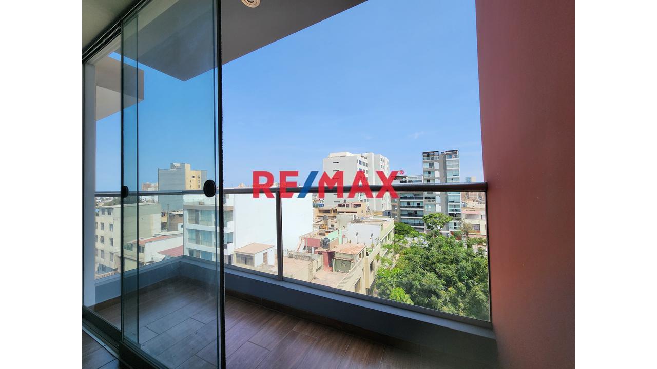 Venta De Departamento Vista Exterior Frente A Parque - No Pagas Alcabala -Pueblo Libre Cerca A Pucp