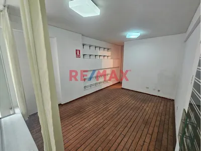 Tienda Comdrcial En Mercaderes
