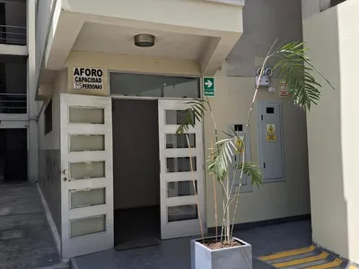 Alquiler de Oficina en Ate - Lima 0 Dormitorio 