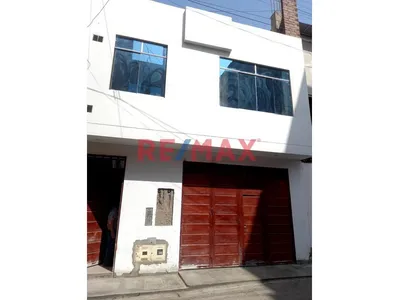 Ocacion Venta De Hermosa Casa En El Distrito De San Juan De Miraflores