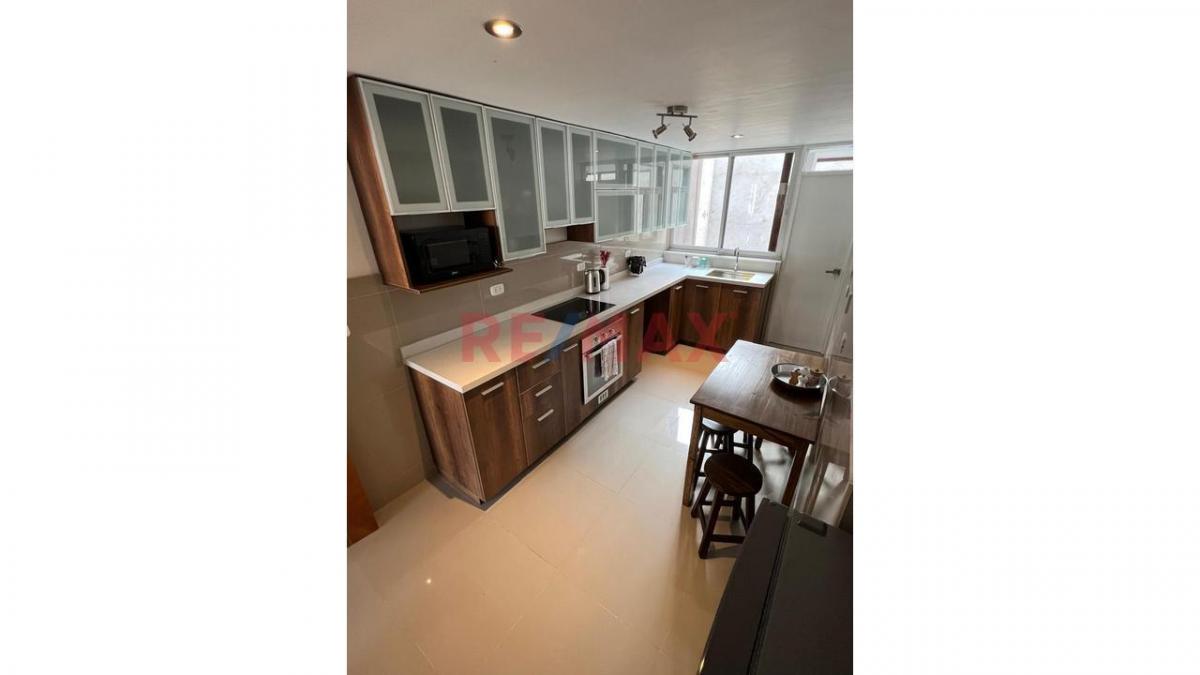 Venta de Departamento en Miraflores - Lima 3 Dormitorios 
