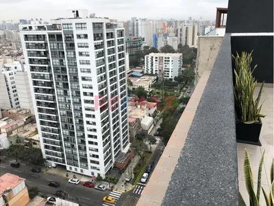 Alquiler Dpto En 2Do Piso Vista Exterior Av. San Felipe 152 En Jesus Maria