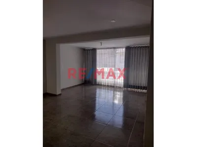 Se Alquila Bonito Y Comodo Departamento De Estreno