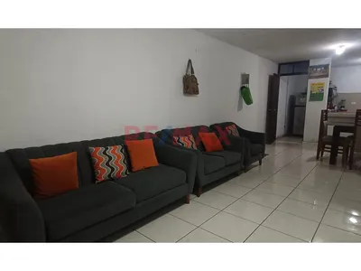 Venta Acogedora Casa De 4 Pisos Más Azotea