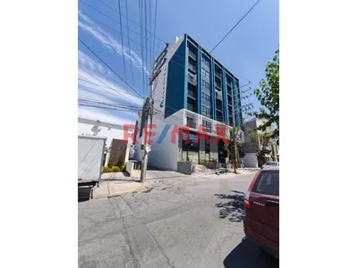 Se Alquila Departamento De Estreno En Residencial Acces (Los Arces) Con Cochera Para Camioneta