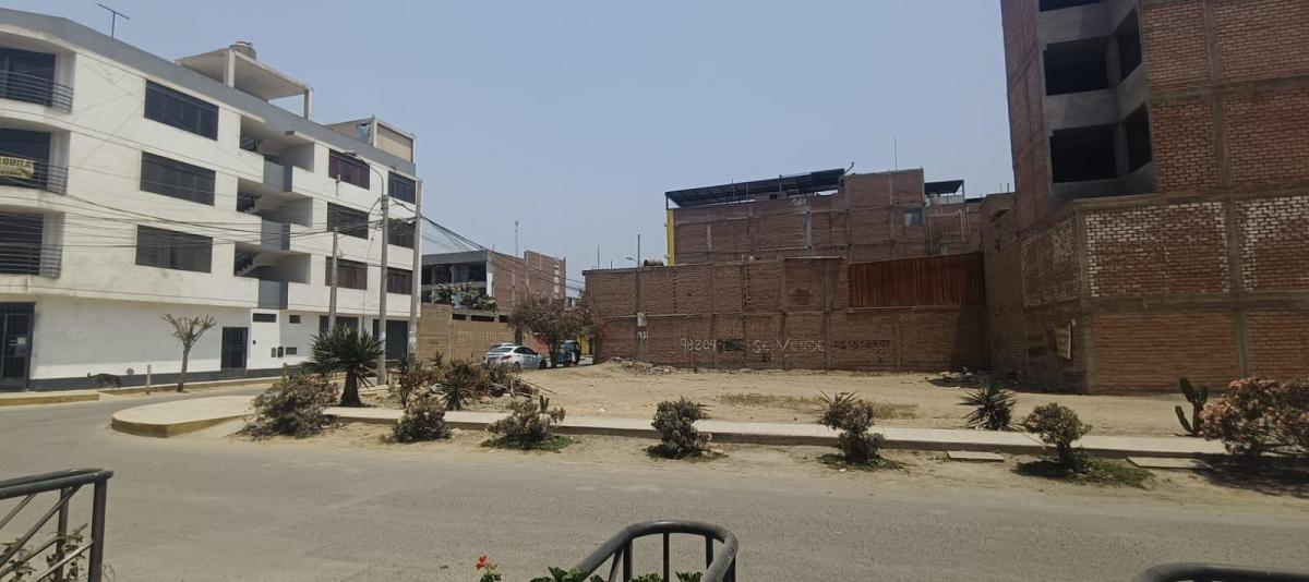 Venta de Terreno / Lote en Comas - Lima 0 Dormitorio 