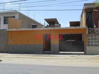 Venta Casa En Av Vice