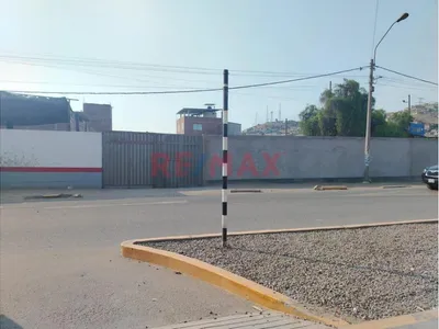 Venta de Local Industrial en Puente Piedra - Lima 0 Dormitorio 