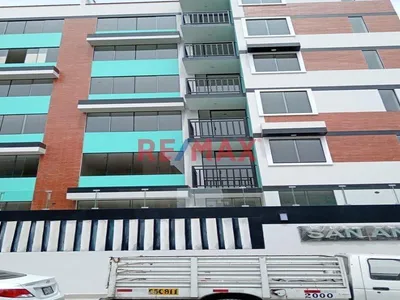 Venta de Departamento en Santiago de Surco - Lima 1 Dormitorio