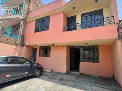Venta de Casa en Comas - Lima 6 Dormitorios 