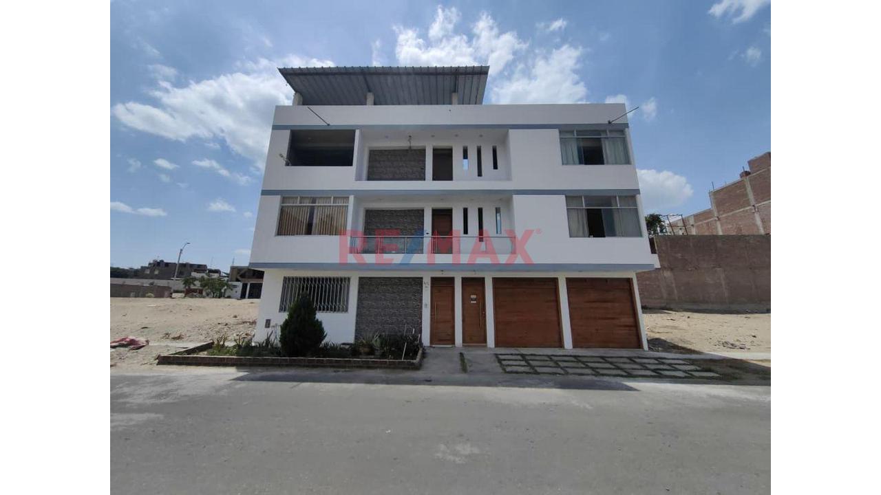 Se Alquila Amplio Departamento De 145 M² En Segundo Piso - Urb. Menorca, Condominio Posada Del Sol - Ica