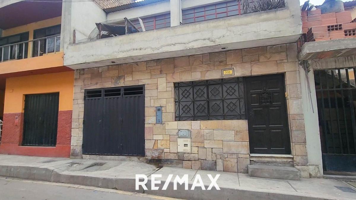 Venta de Casa en Comas - Lima 5 Dormitorios 