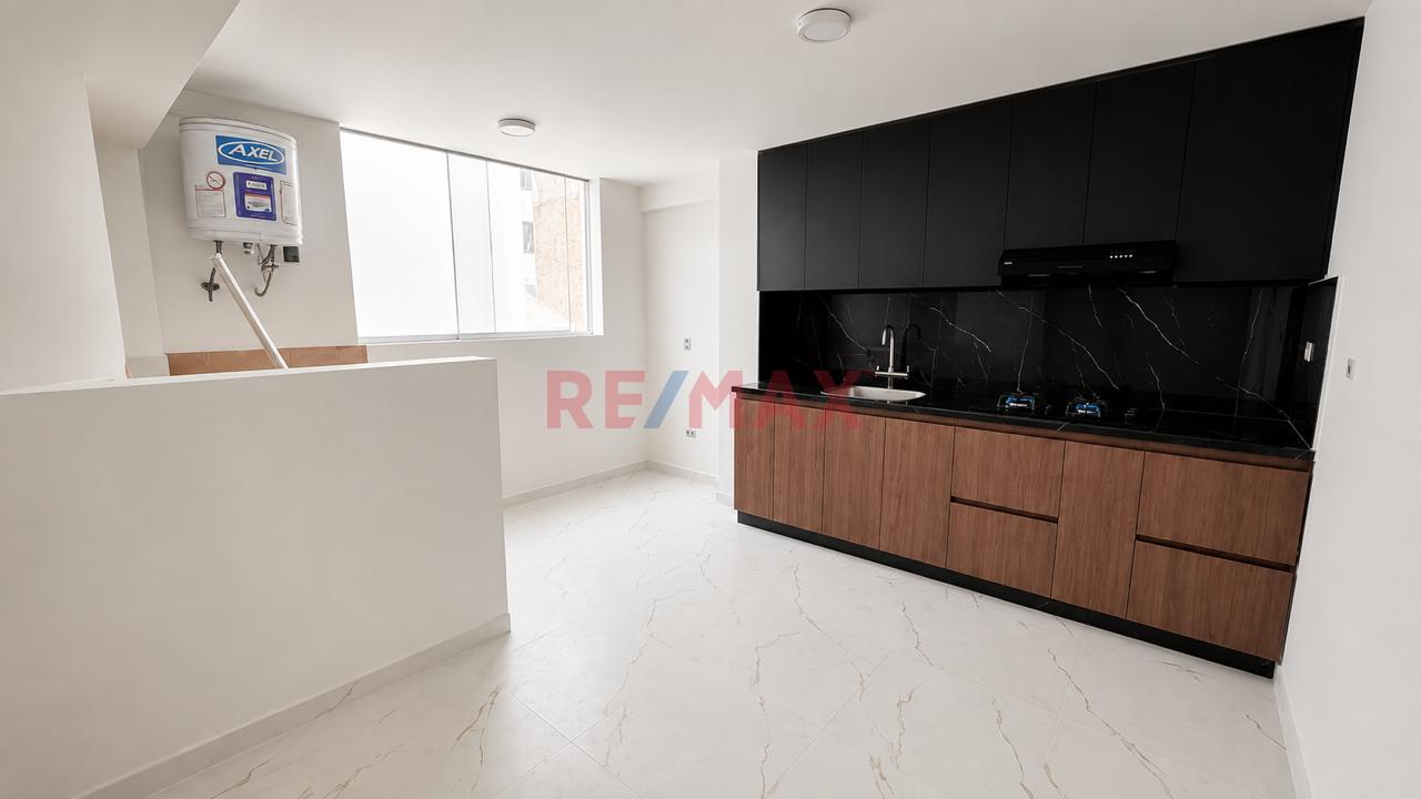 Se Vende Hermoso Departamento En La Molina | Amplio, Iluminado Y Totalmente Renovado