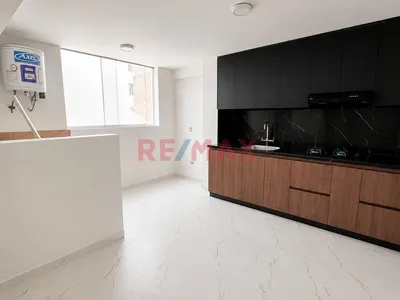 Se Vende Hermoso Departamento En La Molina | Amplio, Iluminado Y Totalmente Renovado