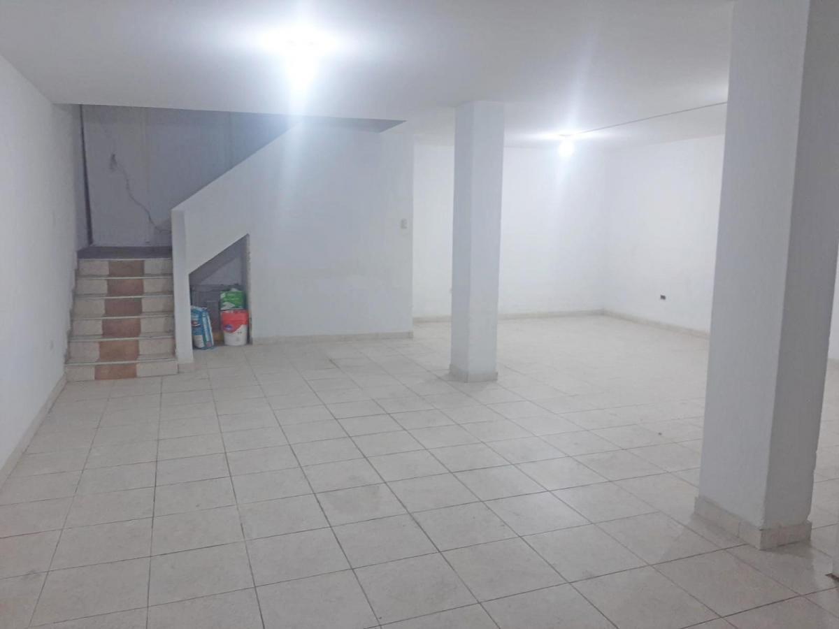 Venta de Local Comercial en Breña - Lima 0 Dormitorio 