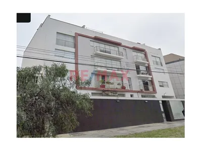 Departamento en venta · Jr. María Parado de Bellido 157, Magdalena del Mar · 159 m², 3 dorm.