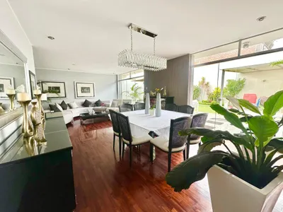Venta de Casa en Miraflores - Lima 8 Dormitorios