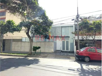 Oportunidad Única - Alquila Local Puerta Calle En Miraflores