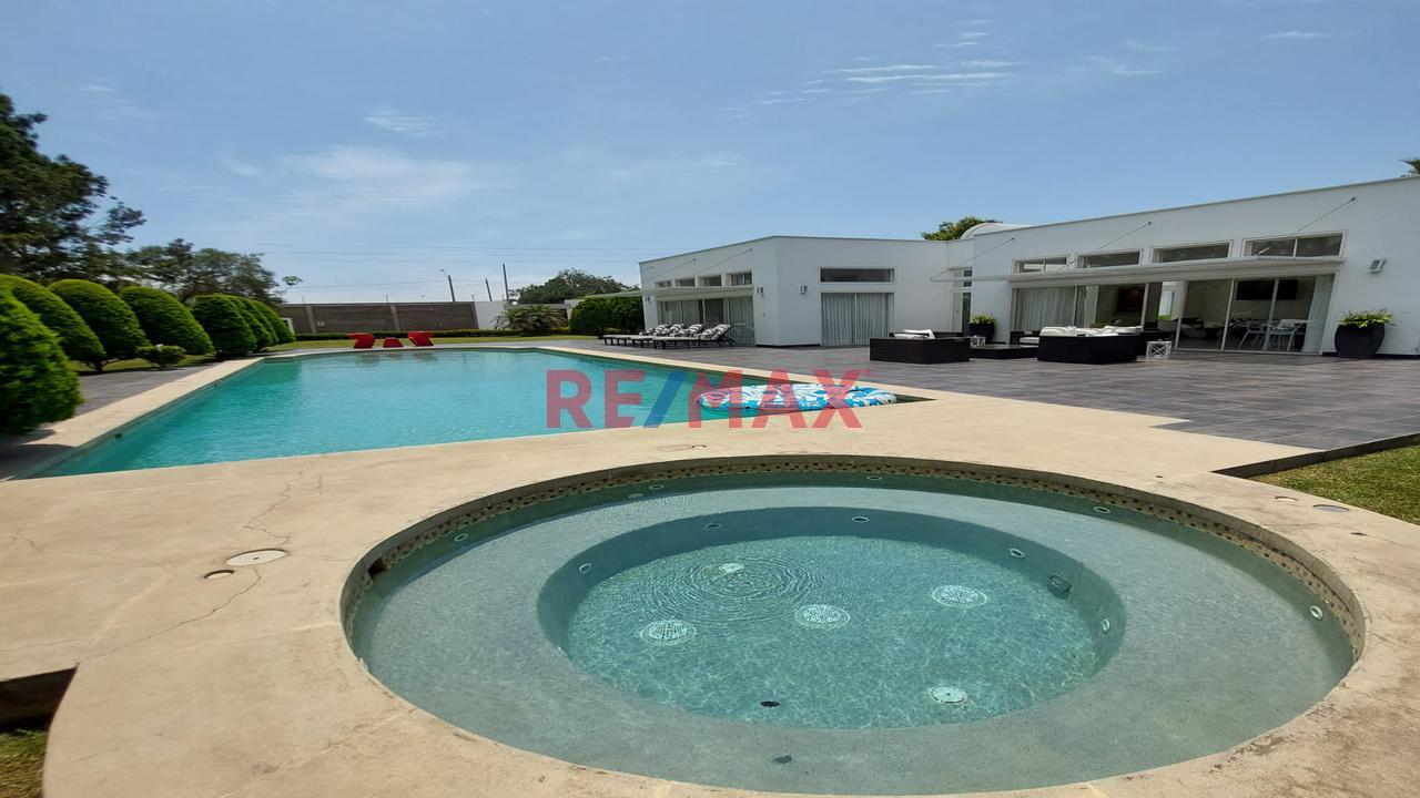 Casa En Venta En Lurin