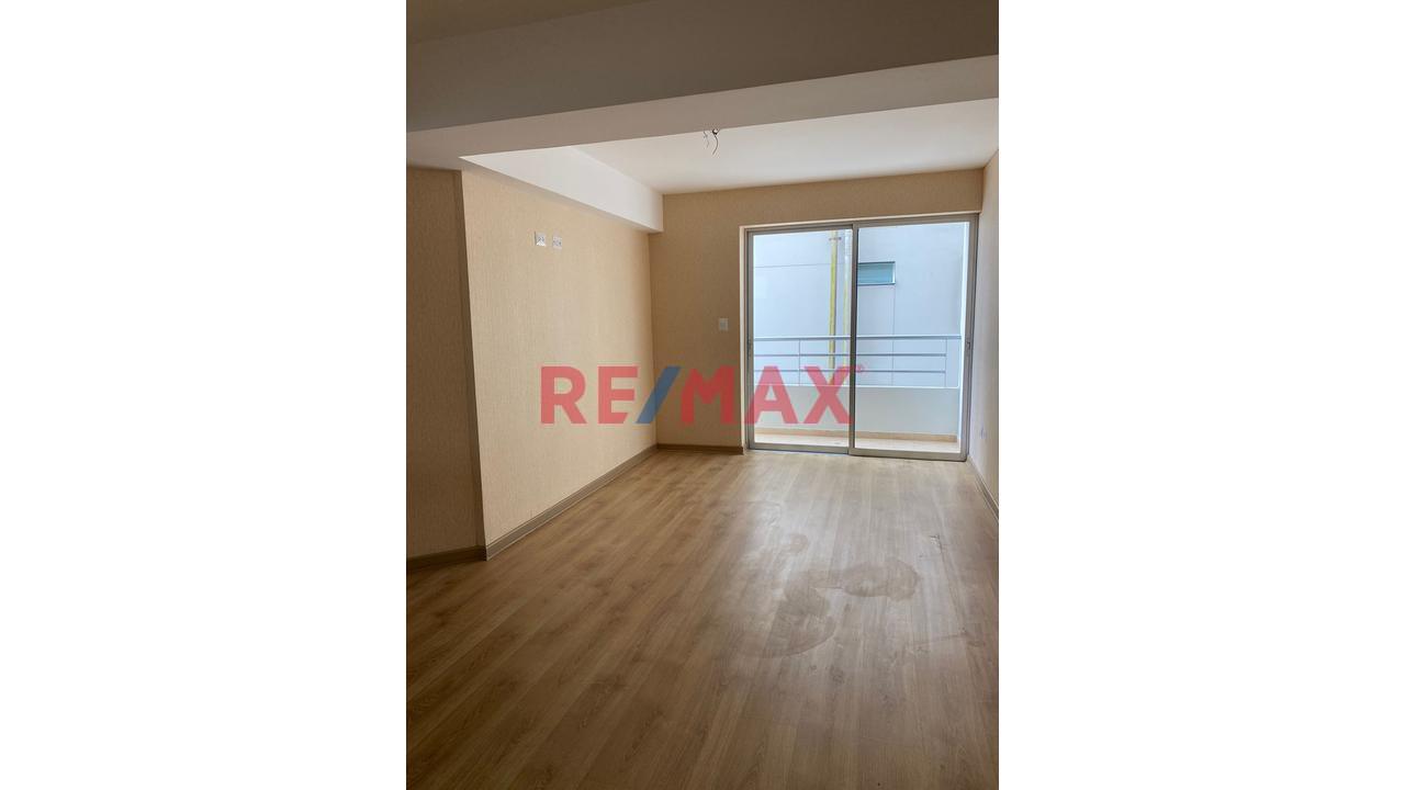 Vendo Dpto Flat Estreno Area 66.4 M2.. Av Universitaria San Miguel  3 Dormitorios No Paga Alcabala, Entrega Inmediata.
