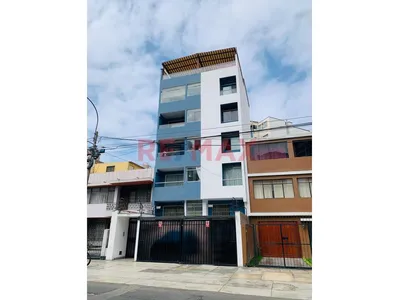 Espectacular Duplex De 160 M² Con Terraza Y 2 Estacionamientos– Av. Egusquiza, Pueblo Libre