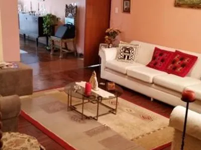 Venta de Casa en Lince - Lima 4 Dormitorios 