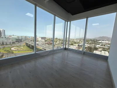 Venta de Oficina en Santiago de Surco - Lima 0 Dormitorio 