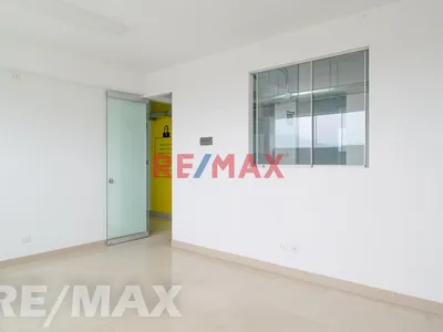 Alquiler De Oficina En Santa Anita 26 M2