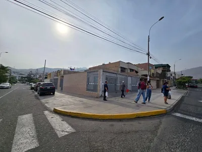 Alquiler de Local Comercial en La Molina - Lima 0 Dormitorio 