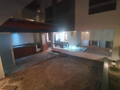 Venta de Departamento en Santiago de Surco - Lima 4 Dormitorios