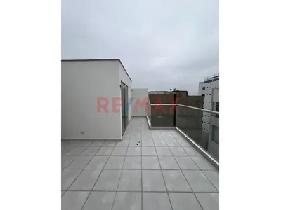 Excelente Duplex De 129.47 M2 Ubicado En La Cuadra 6 De Enrique Palacios. Excelente Zona, A Pasos De Av. Pardo, Santa Cruz, Óvalo Gutiérrez Y Parque Kennedy.