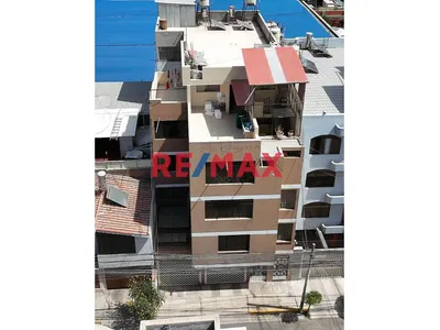 Departamento En Venta En Jose Luis Bustamante Y Rivero