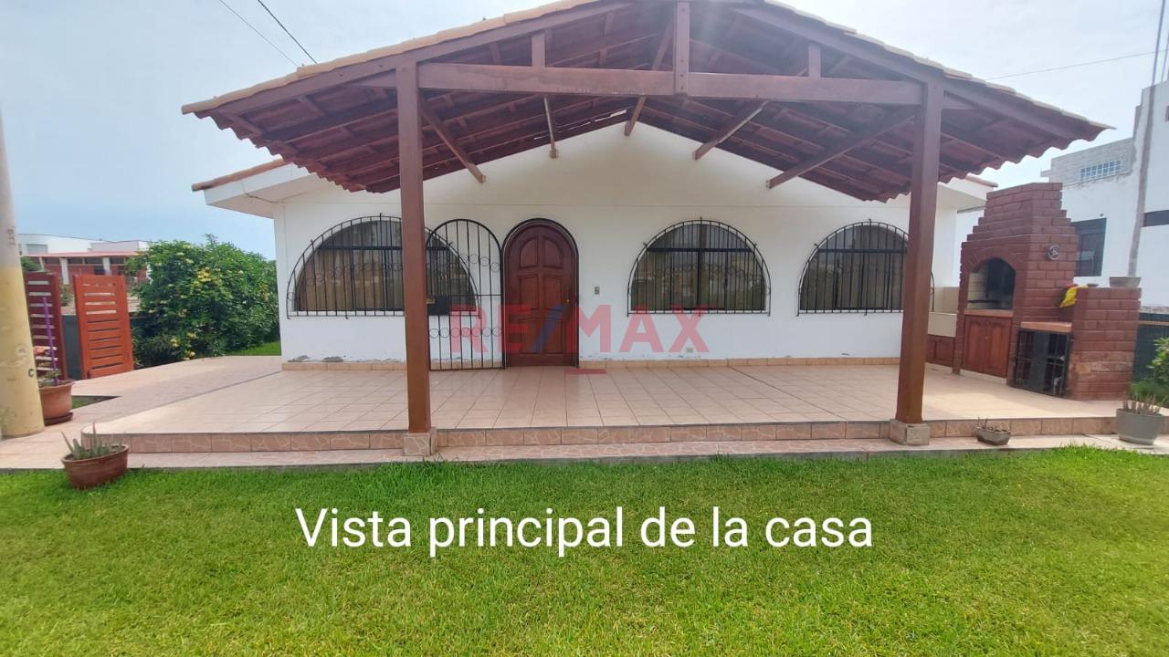Acogedora Casa De Playa En Club Solimar