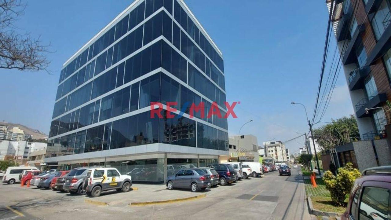 Se Vende Oficina En Edificio Corporativo Lumiere                               En Valle Hermoso Santiago De Surco