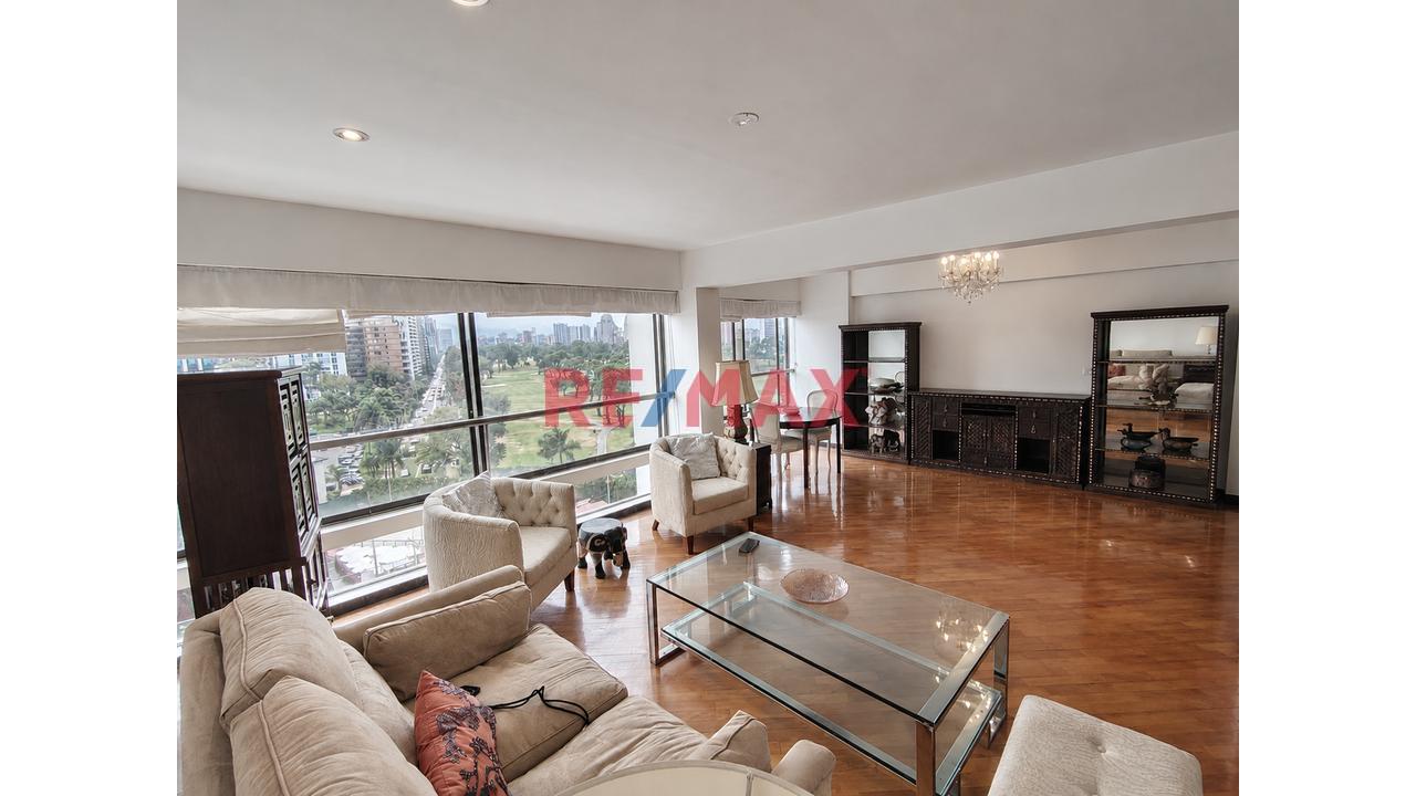 Exclusivo Departamento Con Vista Al Golf